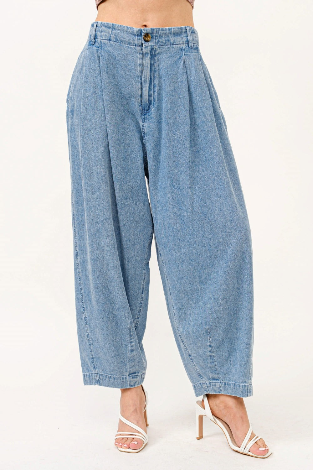 And The Why Elastic Back Pleated Loose Jeans